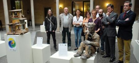 Imagen La Diputación acoge una exposición de las obras del IV Concurso de Escultura con Materiales Reciclados de la Construcción