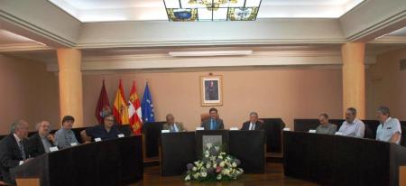 Imagen Francisco Onieva y Jacobo Llano ganan ex aequo el XVI Premio de Poesía Jaime Gil de Biedma