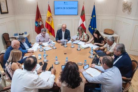 Imagen La Junta de Gobierno de la Diputación aprueba las bases para la provisión de varias plazas y para programas culturales