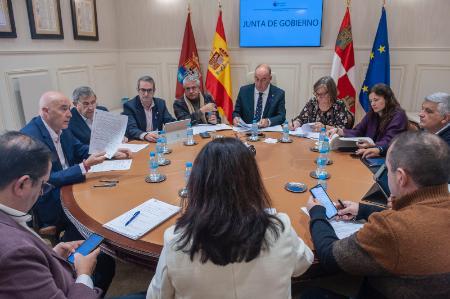 Imagen La Junta de Gobierno de la Diputación aprueba el reparto de casi 1’7 millones de euros del anticipo extraordinario de noviembre de la recaudación del IAE a los ayuntamientos