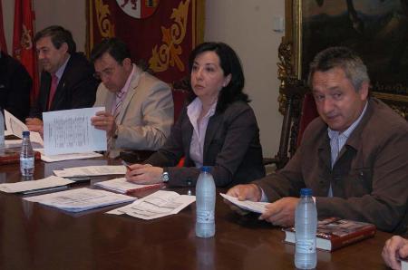 Imagen Villa y Tierra aprobó un presupuesto para 2011 de 718.847 euros