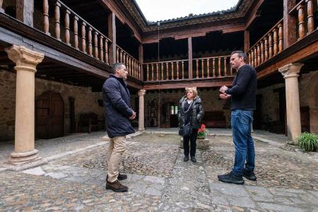 Imagen El diputado de Turismo continúa visitando establecimientos turísticos de la zona de influencia del Plan de Sostenibilidad Turística Hoces de Segovia