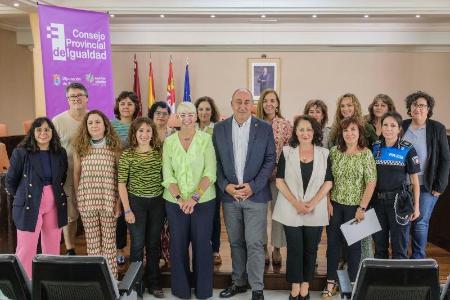 Imagen El Consejo Provincial de Igualdad renueva su compromiso y autoexigencia para seguir avanzando en la consecución de una provincia cuidadora y corresponsable