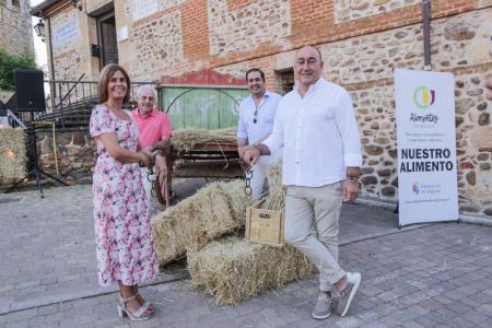 Imagen Artesanía, alimentación y sostenibilidad protagonizan la primera edición de ‘Con A de Arte y Alimentos de Segovia’ que la Diputación celebra en Fresno de Cantespino